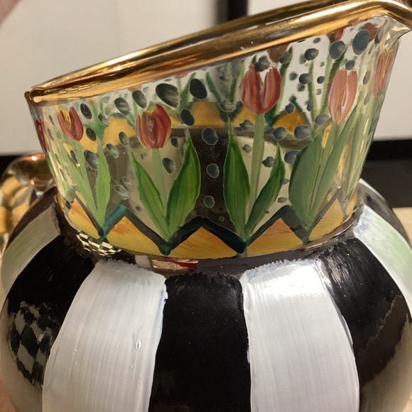 Mackenzie Childs pitcher. Besutiful never used. Signed too - Picture 14 of 14